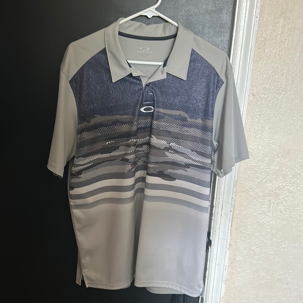 Oakley Polo